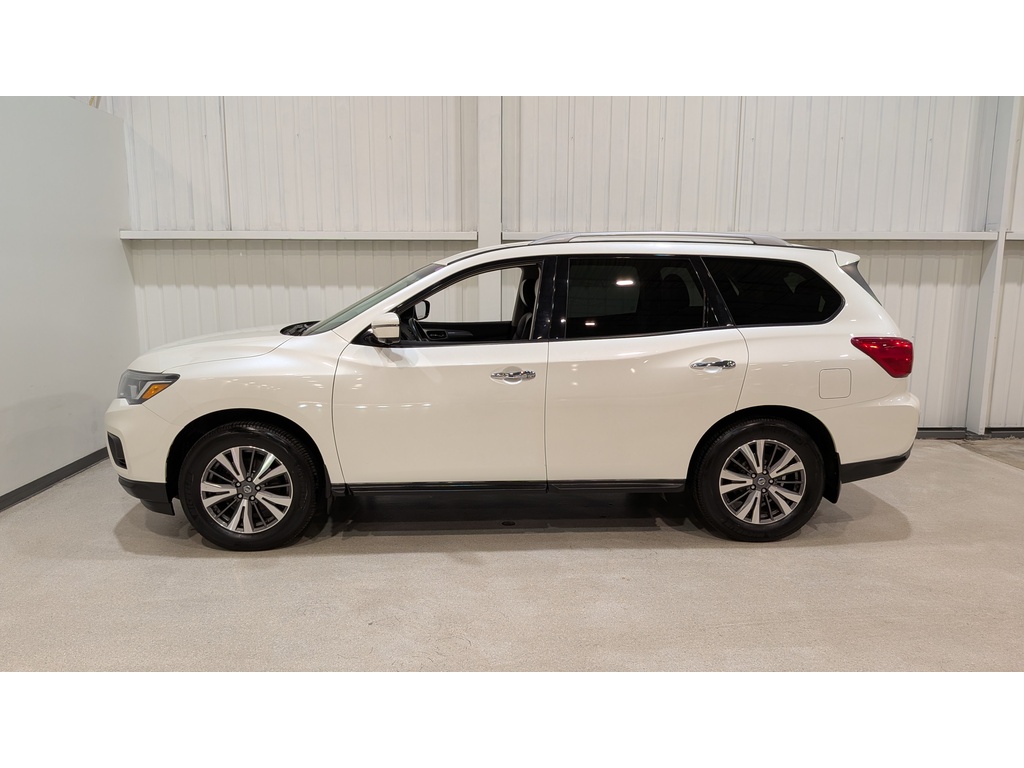 Nissan Pathfinder 2017