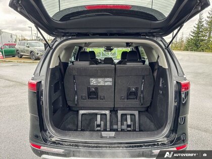 used 2023 Kia Carnival car, priced at $30,995