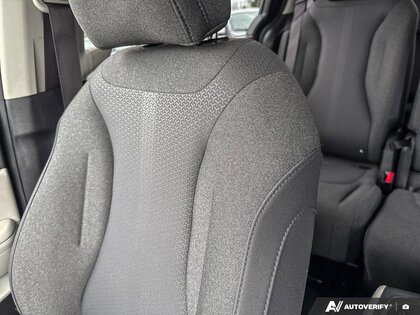 used 2023 Kia Carnival car, priced at $30,995