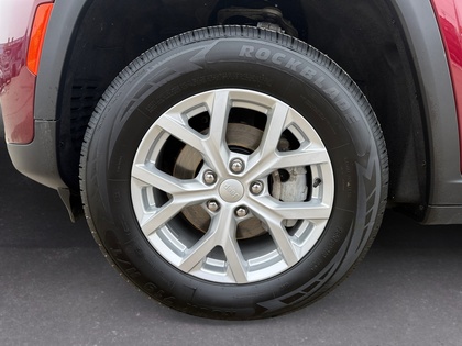 used 2023 Jeep Grand Cherokee car, priced at $36,792