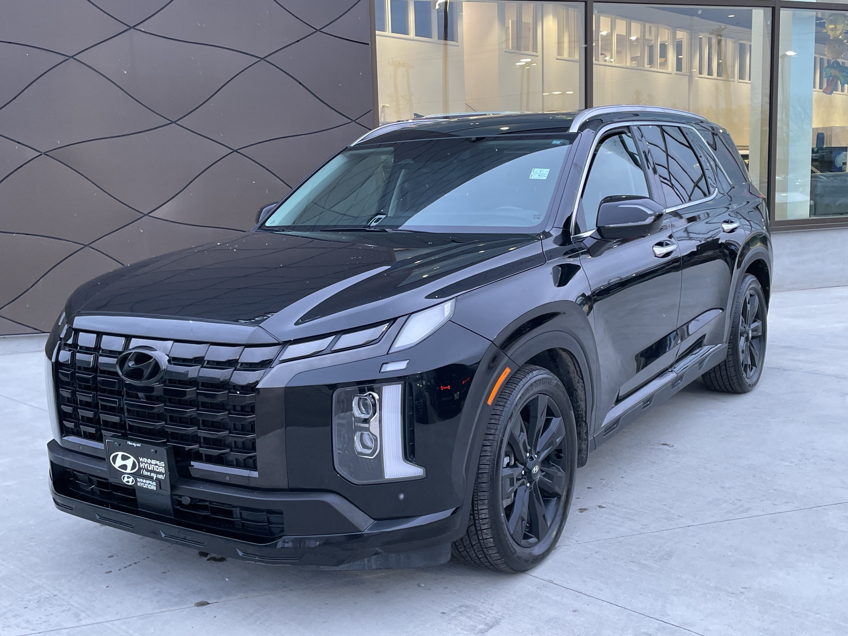 2023 Hyundai Palisade Urban AWD with 7 Passenger Seating