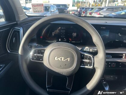 used 2025 Kia Sorento car, priced at $39,999