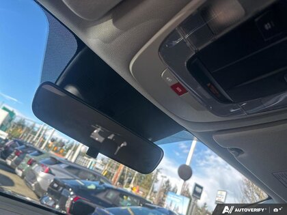 used 2025 Kia Sorento car, priced at $39,999