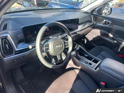 used 2025 Kia Sorento car, priced at $39,999