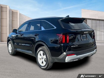 used 2025 Kia Sorento car, priced at $39,999