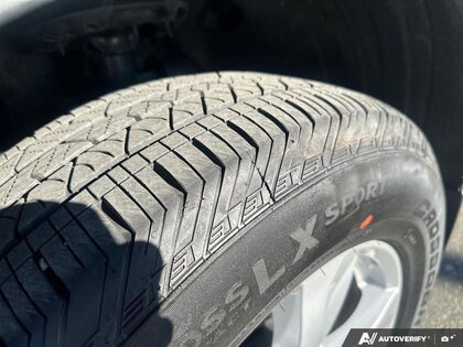 used 2025 Kia Sorento car, priced at $39,999