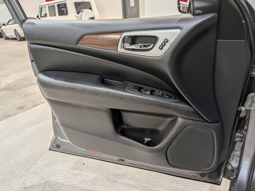 Nissan Pathfinder 2017