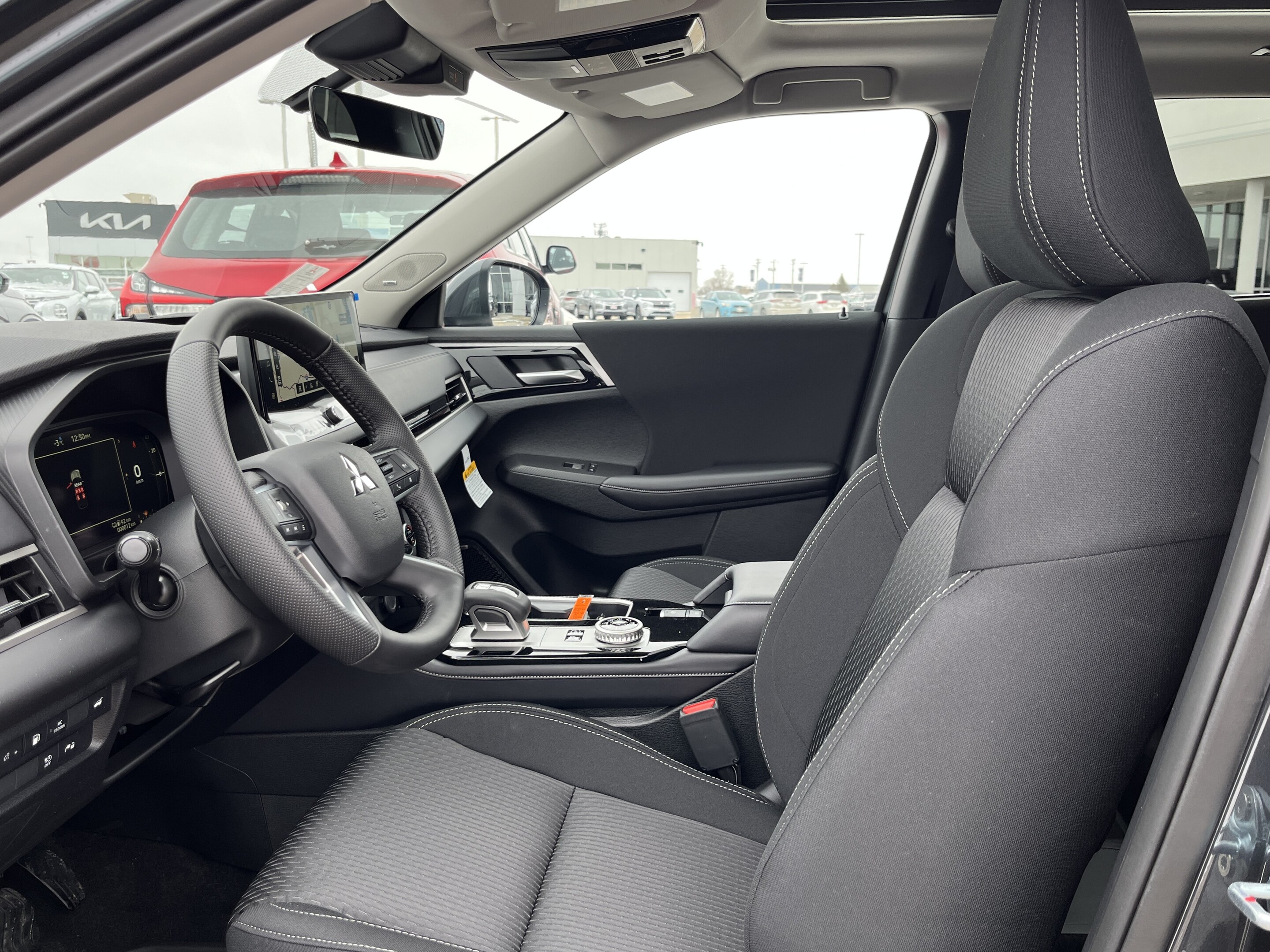 2026 Mitsubishi Outlander Hybrid Plug-in SE S-AWC
