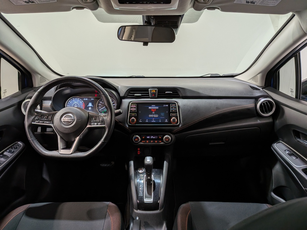 Nissan Versa 2021