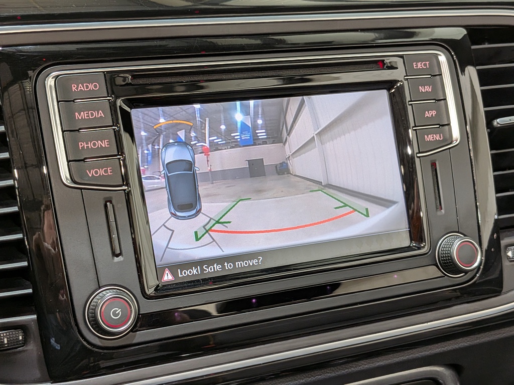 Volkswagen Beetle Convertible 2018