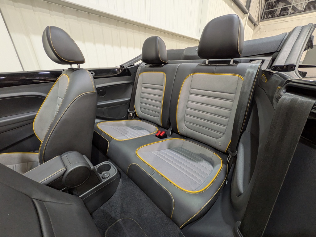 Volkswagen Beetle Convertible 2018