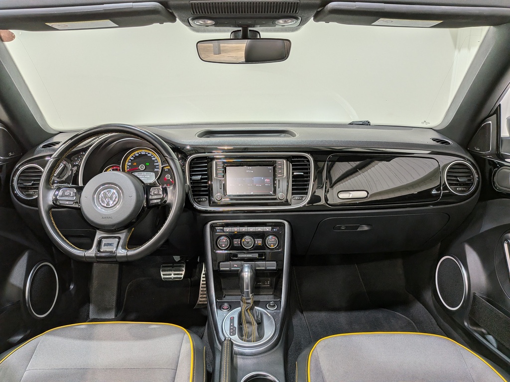 Volkswagen Beetle Convertible 2018