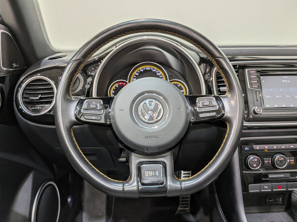 Volkswagen Beetle Convertible 2018