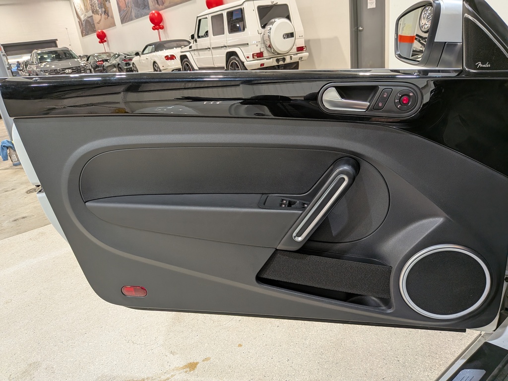 Volkswagen Beetle Convertible 2018