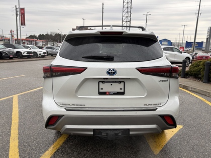 used 2023 Toyota Highlander car, priced at $51,995