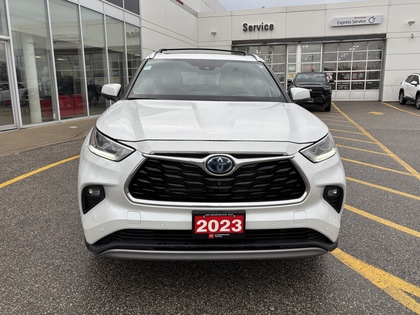 used 2023 Toyota Highlander car, priced at $51,995