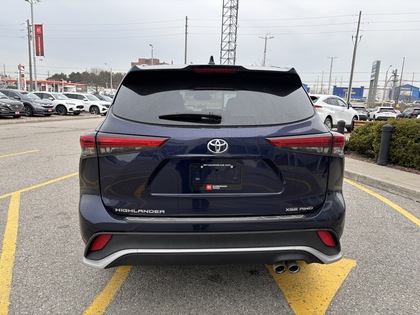 used 2023 Toyota Highlander car, priced at $45,995