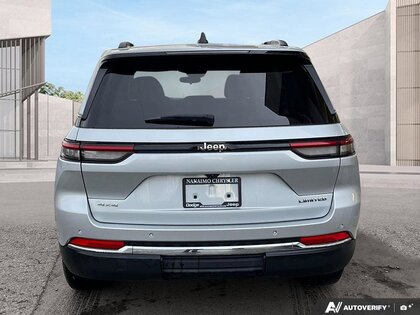 used 2022 Jeep Grand Cherokee car, priced at $29,975