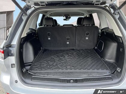 used 2022 Jeep Grand Cherokee car, priced at $29,975