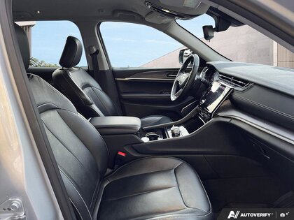 used 2022 Jeep Grand Cherokee car, priced at $29,975