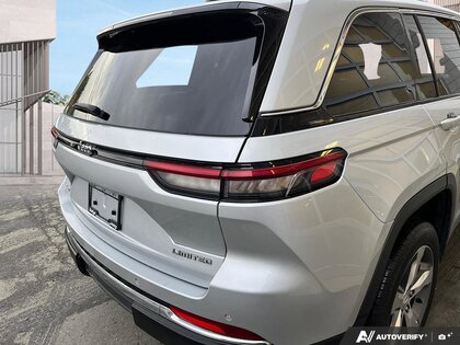 used 2022 Jeep Grand Cherokee car, priced at $29,975