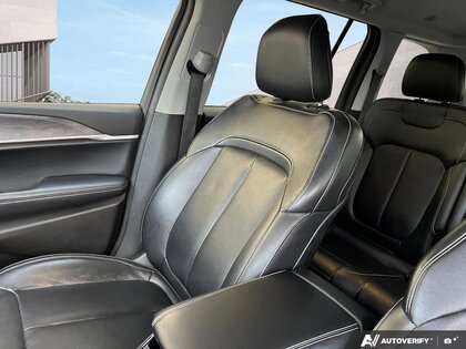 used 2022 Jeep Grand Cherokee car, priced at $29,975