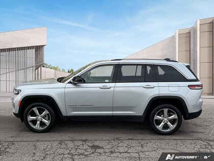used 2022 Jeep Grand Cherokee car, priced at $29,975