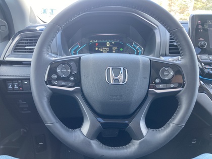 used 2024 Honda Odyssey car, priced at $53,900