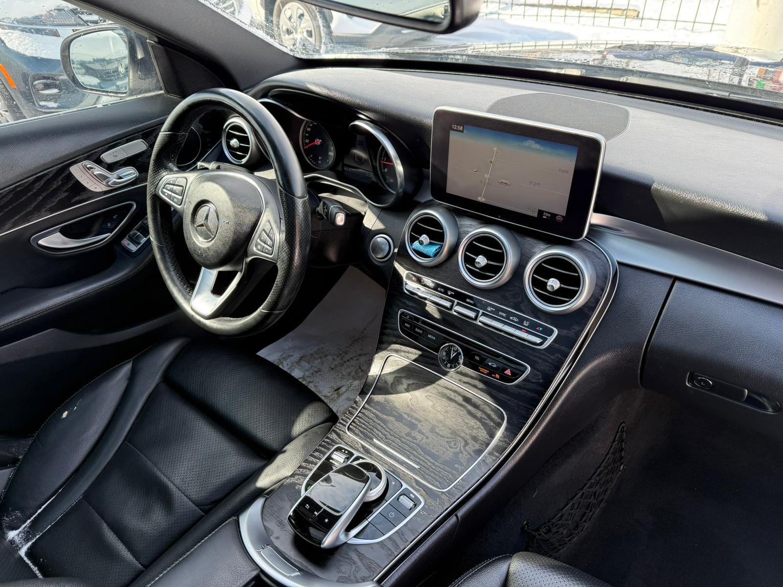 2018 Mercedes-Benz C-Class — view 11