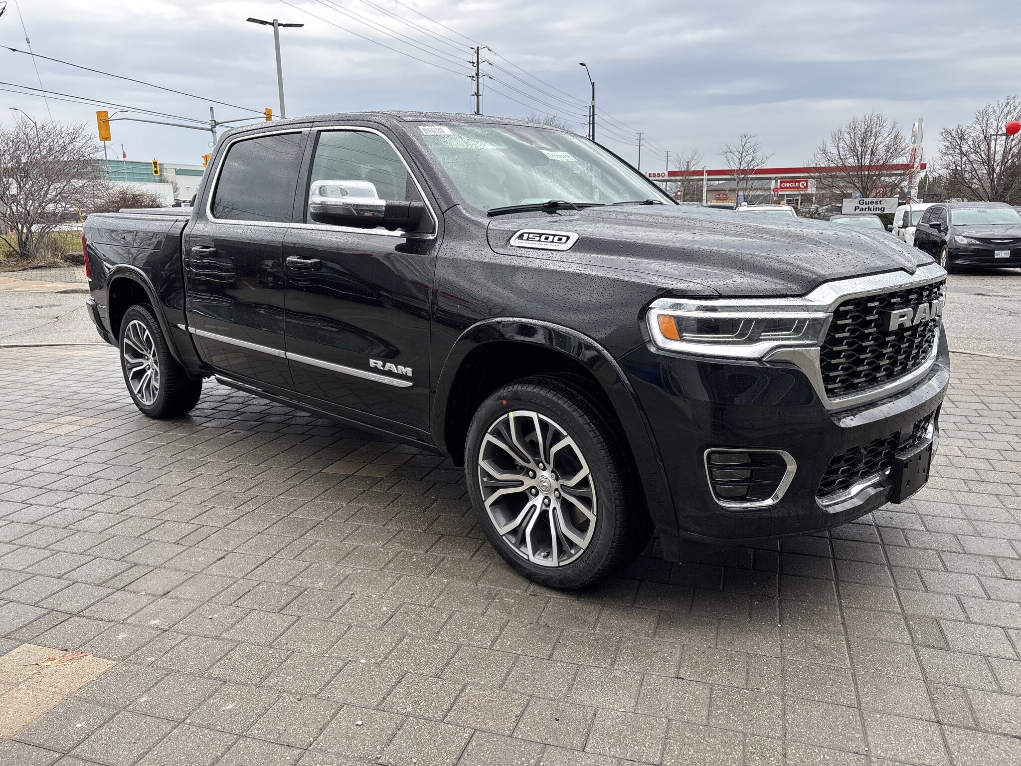 2026 RAM 1500 Tungsten 4x4 Crew Cab 5'7" Box Truck