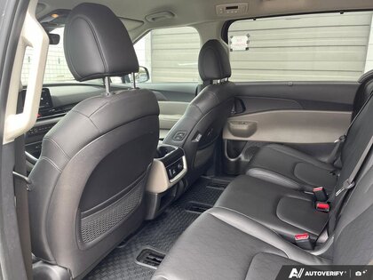 used 2025 Kia Carnival Hybrid car, priced at $52,824