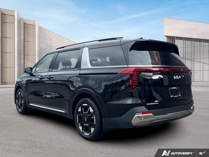 used 2025 Kia Carnival Hybrid car, priced at $52,824