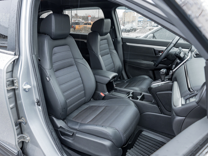 used 2021 Honda CR-V car, priced at $26,795