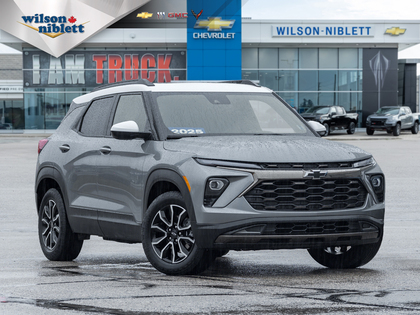 used 2025 Chevrolet TrailBlazer car, priced at $29,895