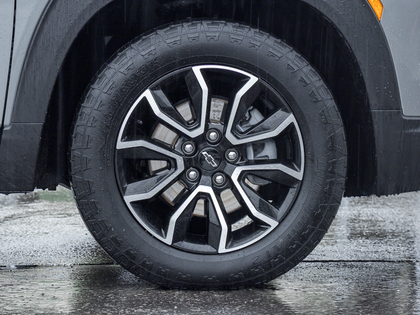 used 2025 Chevrolet TrailBlazer car, priced at $29,895