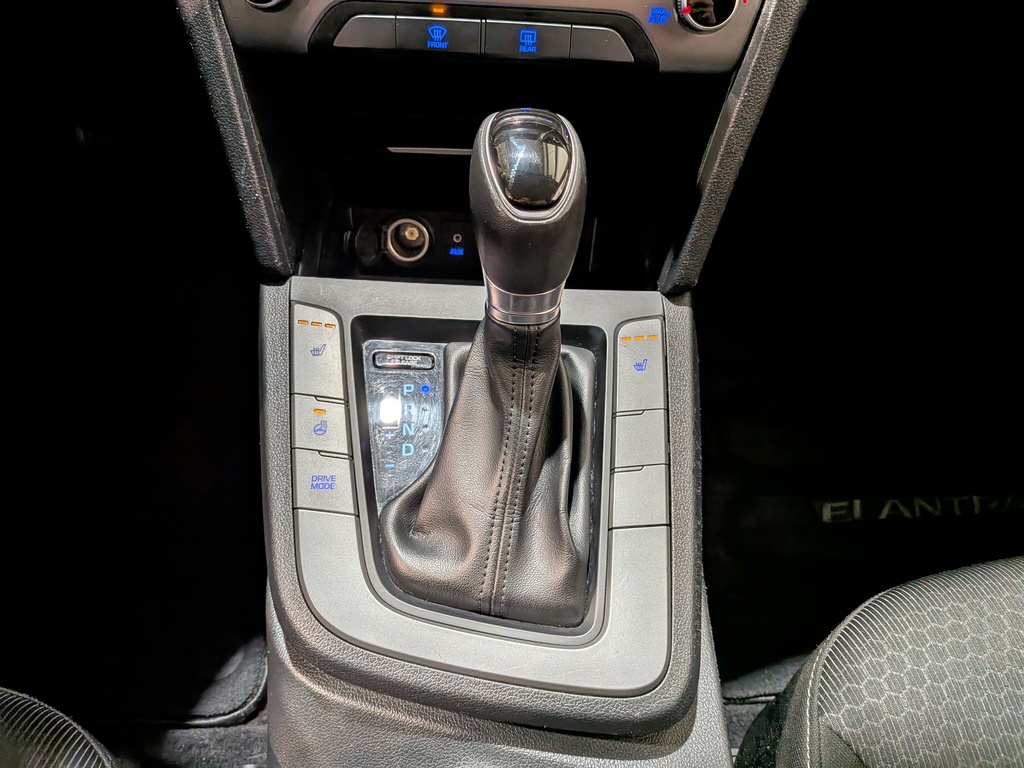 Hyundai Elantra 2017