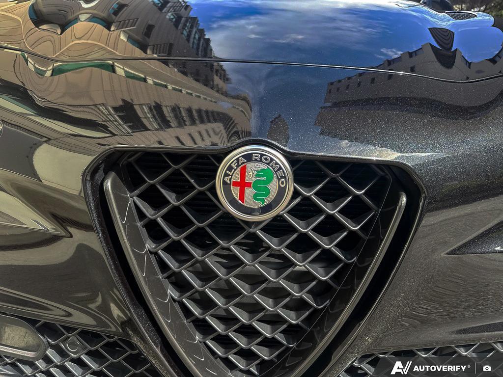 2023 Alfa Romeo Giulia Quadrifoglio RWD, Vancouver, Cash