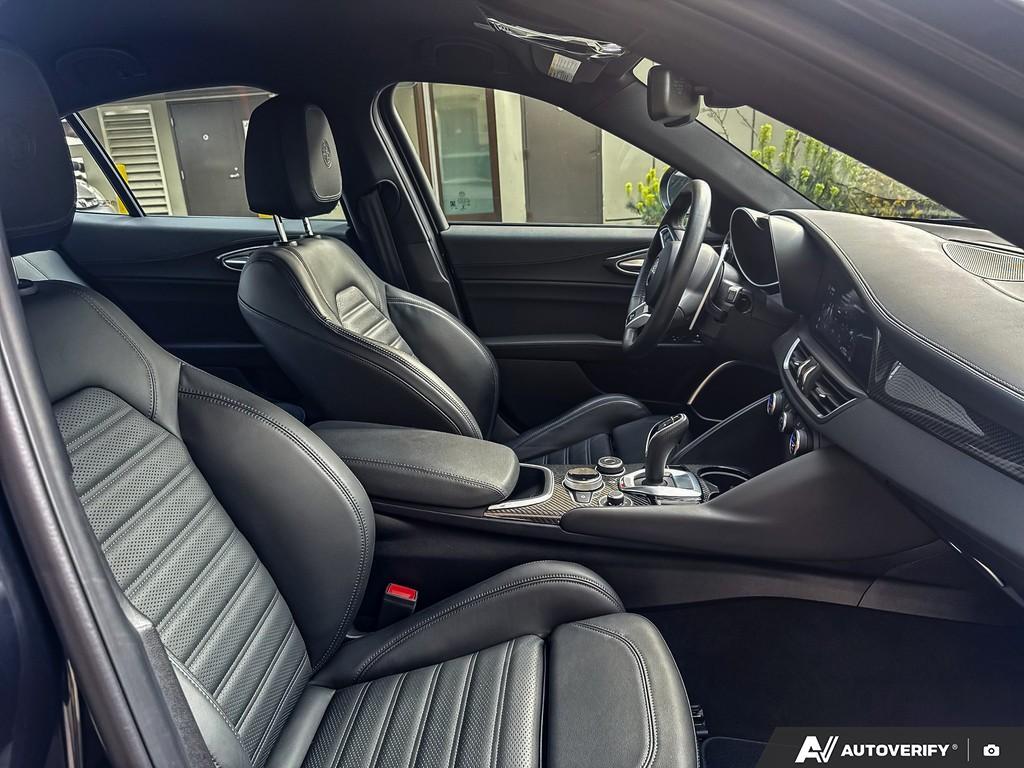 2023 Alfa Romeo Giulia Quadrifoglio RWD, Vancouver, Cash
