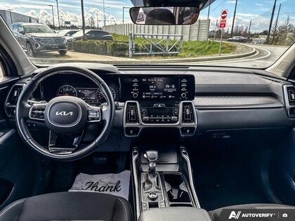 used 2023 Kia Sorento car, priced at $36,895