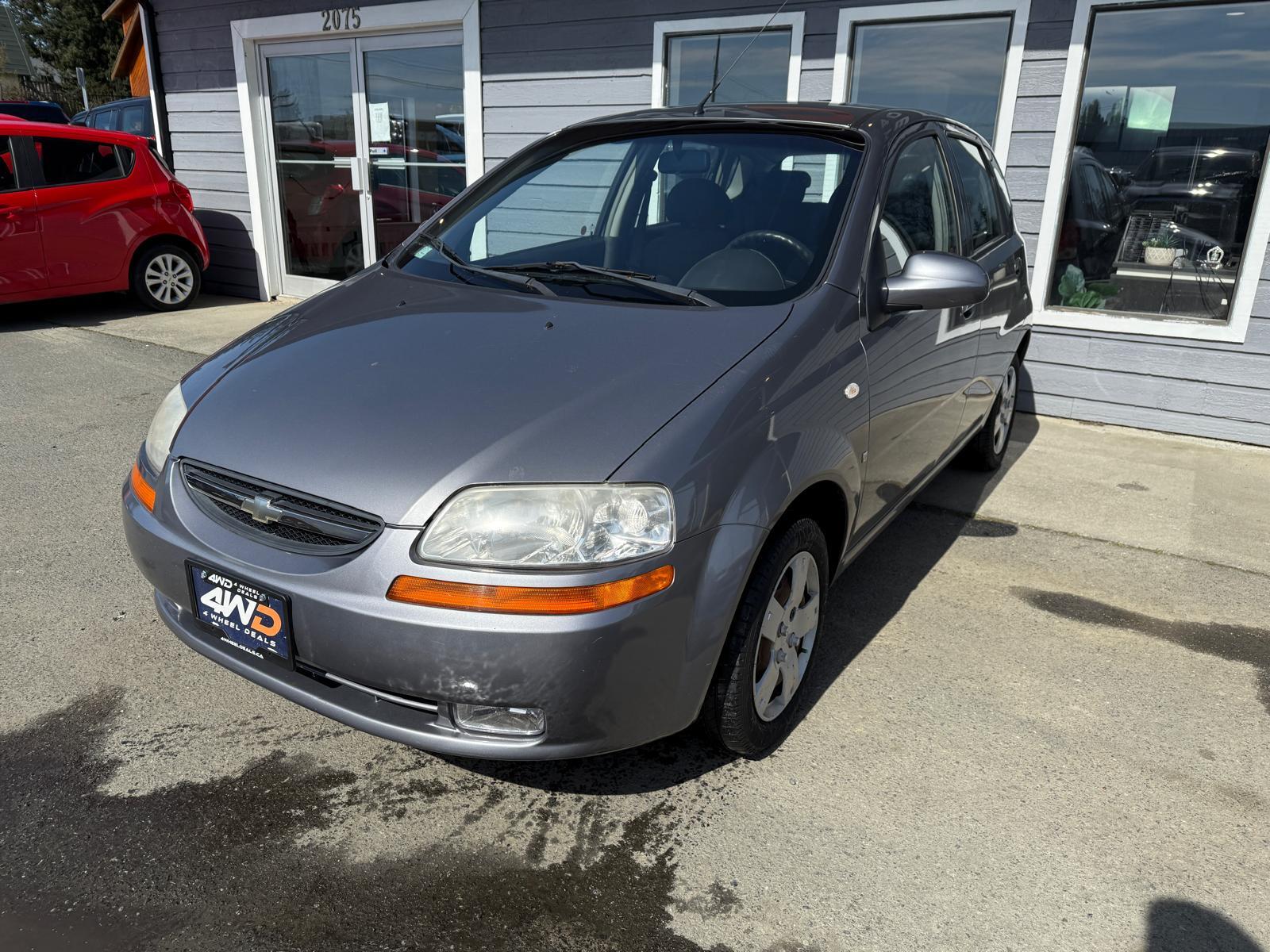 2007 Chevrolet Aveo 5 LS Hatchback FWD Hatchback Front-Wheel Drive 5-Speed Manual
