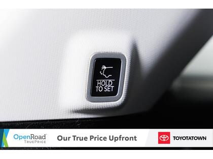 used 2022 Jeep Grand Cherokee car, priced at $38,998