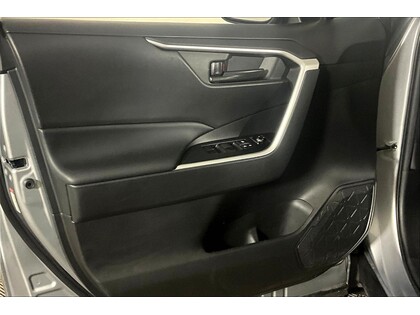 used 2021 Toyota RAV4 car, priced at $29,998