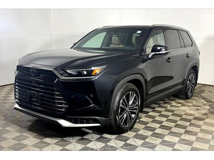 used 2025 Toyota Grand Highlander car, priced at $71,998