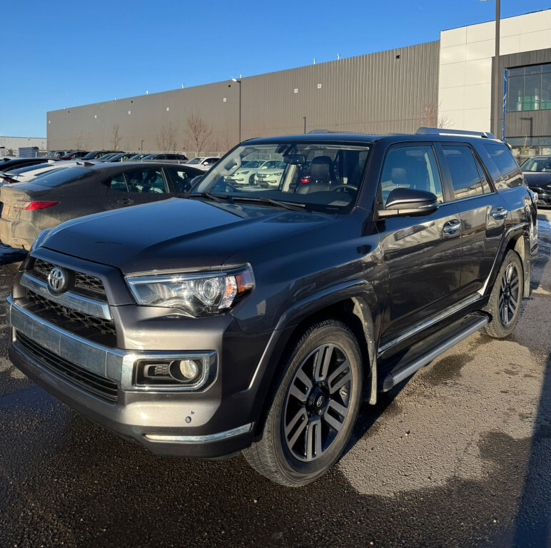 2016 Toyota 4Runner Limited 4WD V6 : Low Mileage One Owner