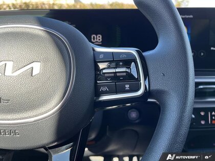 used 2025 Kia Sorento car, priced at $38,900