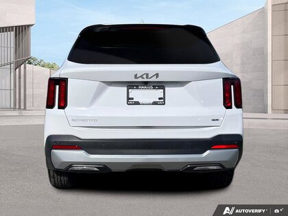used 2025 Kia Sorento car, priced at $38,900