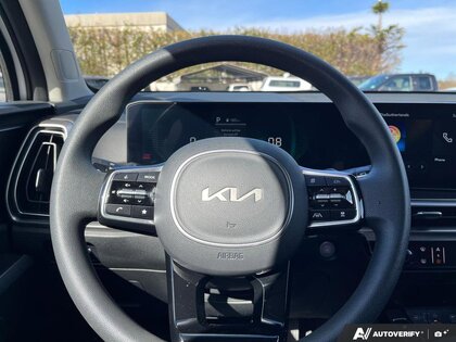 used 2025 Kia Sorento car, priced at $38,900