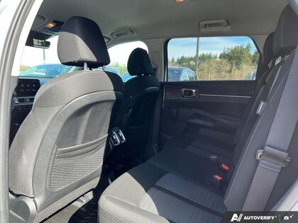 used 2025 Kia Sorento car, priced at $38,900