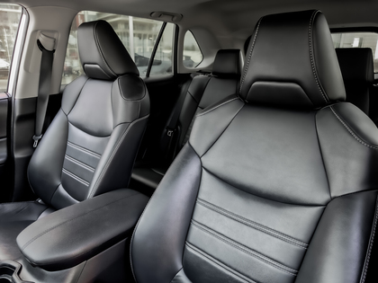 used 2020 Toyota RAV4 car, priced at $31,995