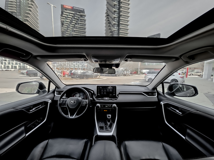 used 2020 Toyota RAV4 car, priced at $31,995